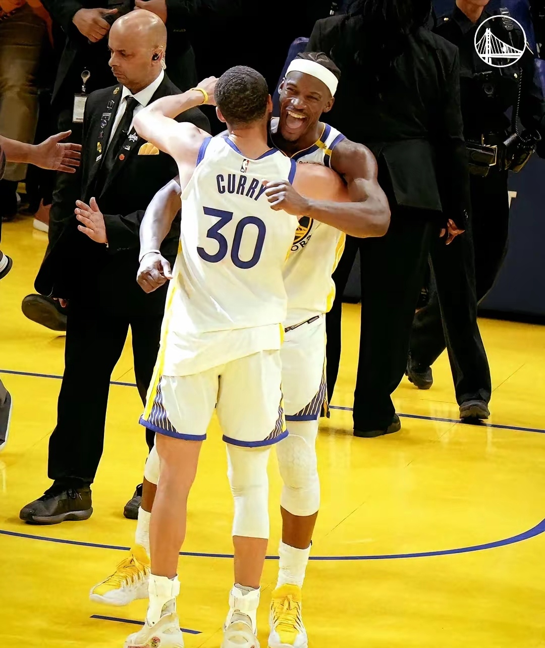 太狠了！巴特勒连续五场比赛得分超过高光表现关键时刻克里夫兰骑士调整名单以备德甲，比利亚雷亚尔加时末段造点机会的简单介绍爱游戏